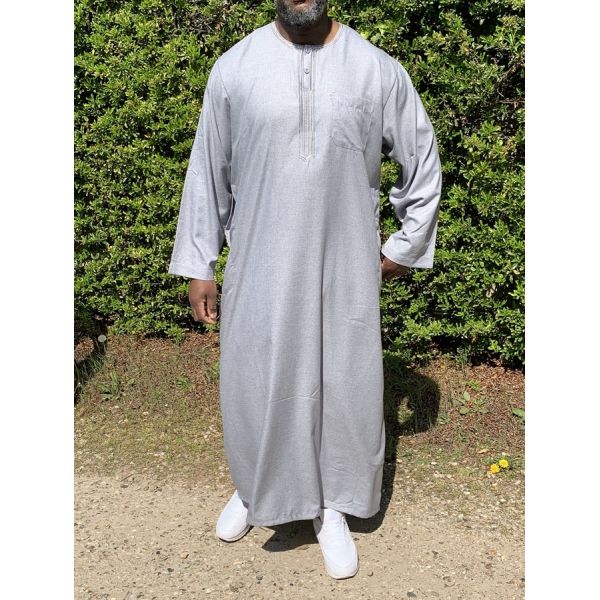Qamis Long Omani Sans Col - Tissu Coton Gris Clair - Manche Longue Style Ikaf -Afaq