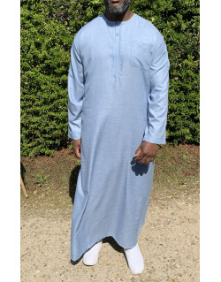 Qamis Long Omani Sans Col - Tissu Coton Bleu Ciel - Manche LongueStyle Ikaf -Afaq