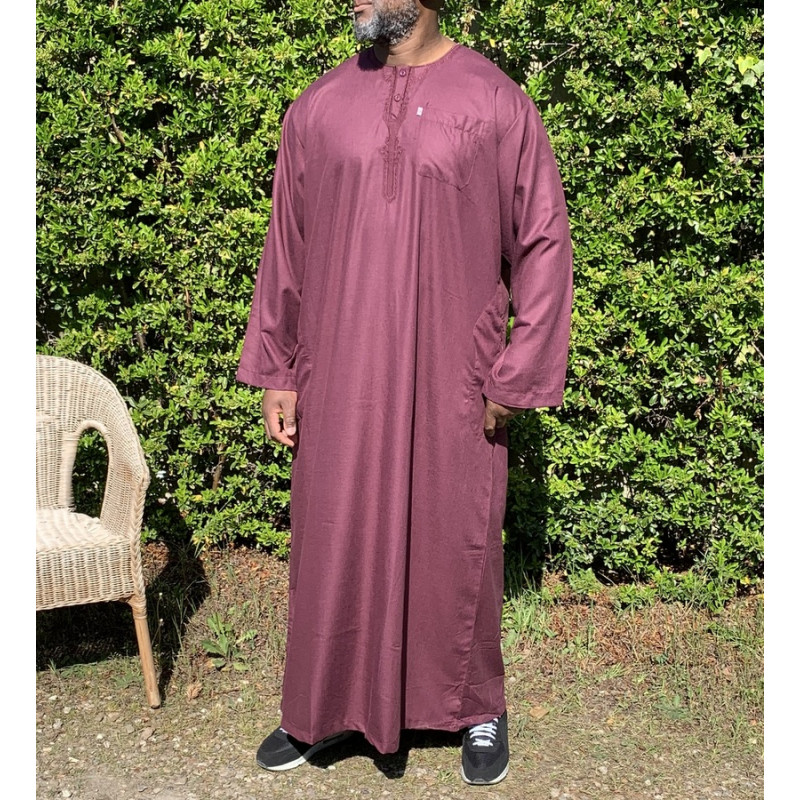 Qamis Long Omani Sans Col - Tissu Coton Bordeaux - Manche Longue Style Ikaf -Afaq Qamis Long Omani Sans Col - Tissu Coton Bordeaux - Manche Longue Style Ikaf -Afaq