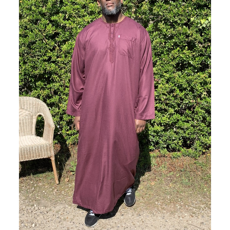 Qamis Long Omani Sans Col - Tissu Coton Bordeaux - Manche Longue Style Ikaf -Afaq Qamis Long Omani Sans Col - Tissu Coton Bordeaux - Manche Longue Style Ikaf -Afaq