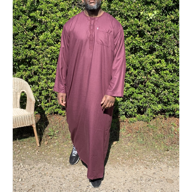 Qamis Long Omani Sans Col - Tissu Coton Bordeaux - Manche Longue Style Ikaf -Afaq Qamis Long Omani Sans Col - Tissu Coton Bordeaux - Manche Longue Style Ikaf -Afaq