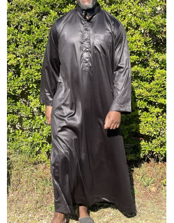 Qamis Long Saoudien De Luxe à Col - Tissu Glacé Noir - Manche Longue Style Haramain ou Daffah -Afaq