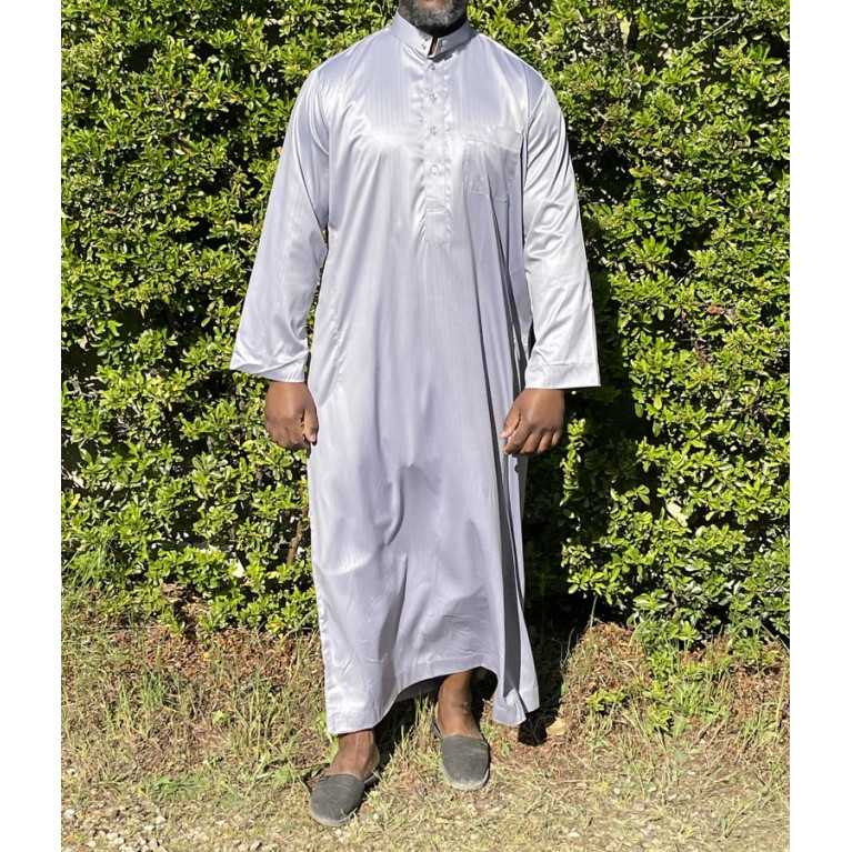 Qamis Long Saoudien De Luxe à Col - Tissu Glacé Gris Clair - Manche Longue Style Haramain ou Daffah -Afaq