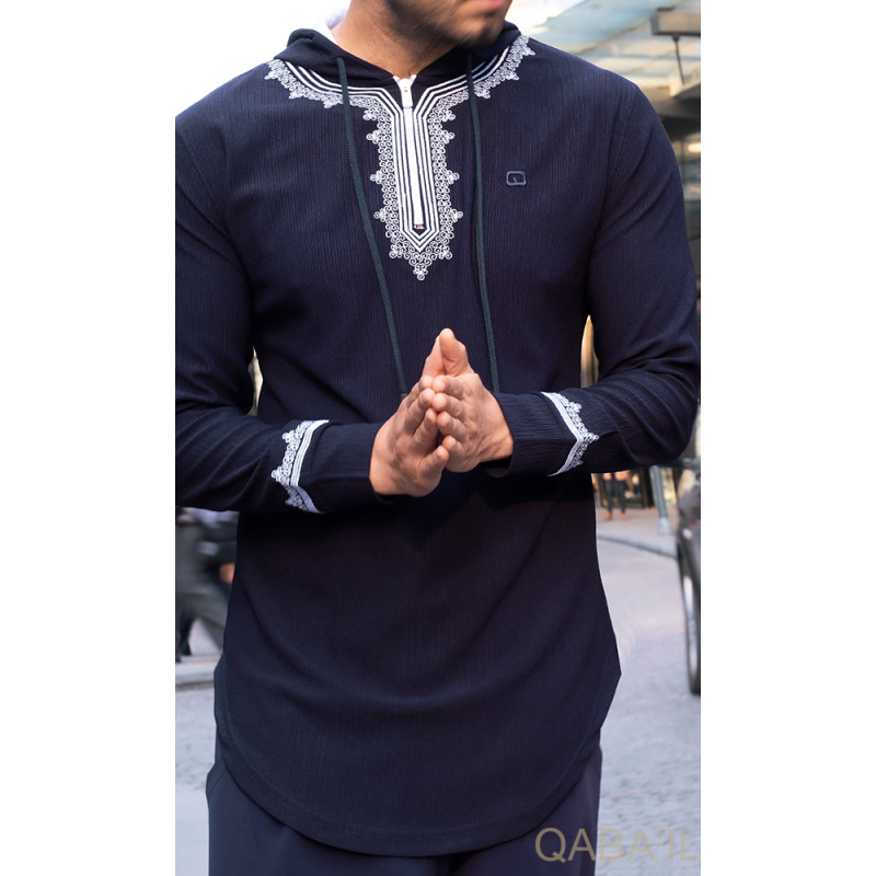 Sweat Bleu Nuit Qaba'il : Etniz Relief Sweat Bleu Nuit Qaba'il : Etniz Relief