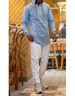 Sweat Bleu Ciel et Broderie Blanche - Qaba'il : Etniz MA W24