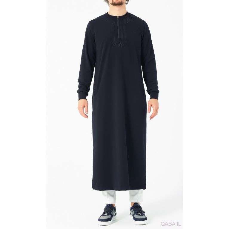 Qamis Bleu Nuit Long et Broderie Ton sur Ton - Qaba'il : AMWAJ