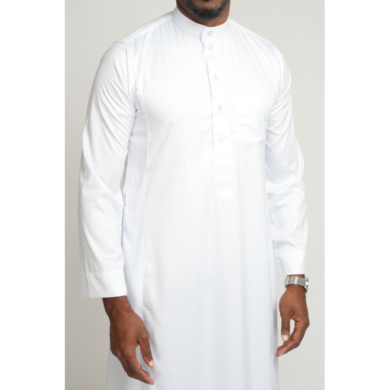 Qamis Homme : Blanc en tissu glacé Coréen, élégance et qualité - Soundouss