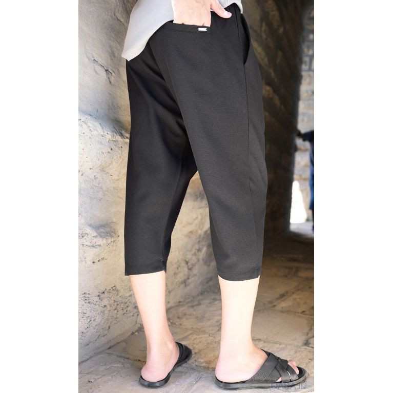 Lightweight Summer Cropped Pants – Qabail Urban Fit Lightweight Summer Cropped Pants – Qabail Urban Fit