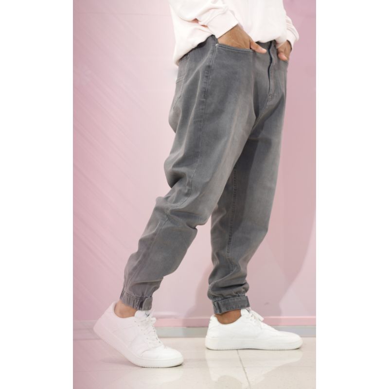 copy ofMen's Stretch Denim Bermuda Shorts – Straight Fit, Durable Fabric, 4 Colors –Qaba'il