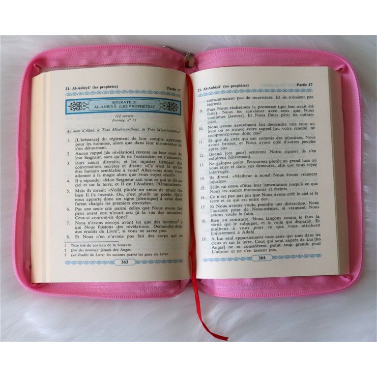 The Noble Quran – French Translation of the Meanings – Zip Cover Edition