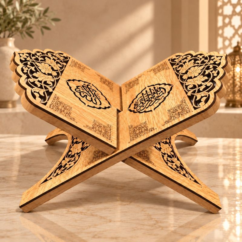 Porte Coran pliable en MDF – Motifs floraux et calligraphies arabes